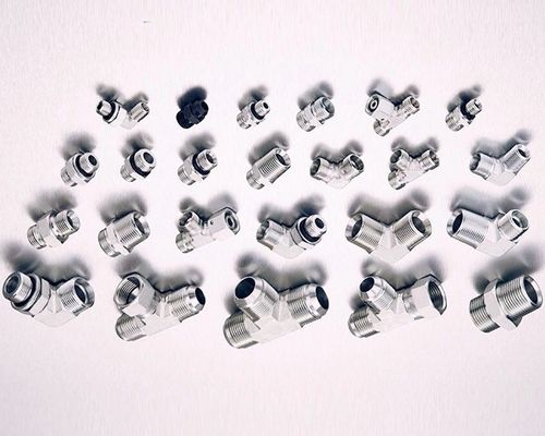 中型炭素鋼 水力ホース Bsp フィッティング ヘクサゴンヘッドタイプ OEM