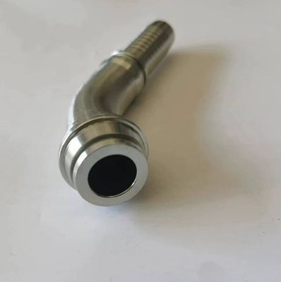 45度液圧ホース SAE フレンズフィッティング 6000 Psi 87641 長寿命の利点